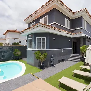 entire-home-meloneras-bbq-jacuzzi-poolgolf.in-canary-islands.com/